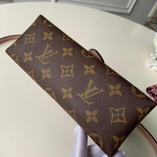 Louis Vuitton LOCKY BB Bag
