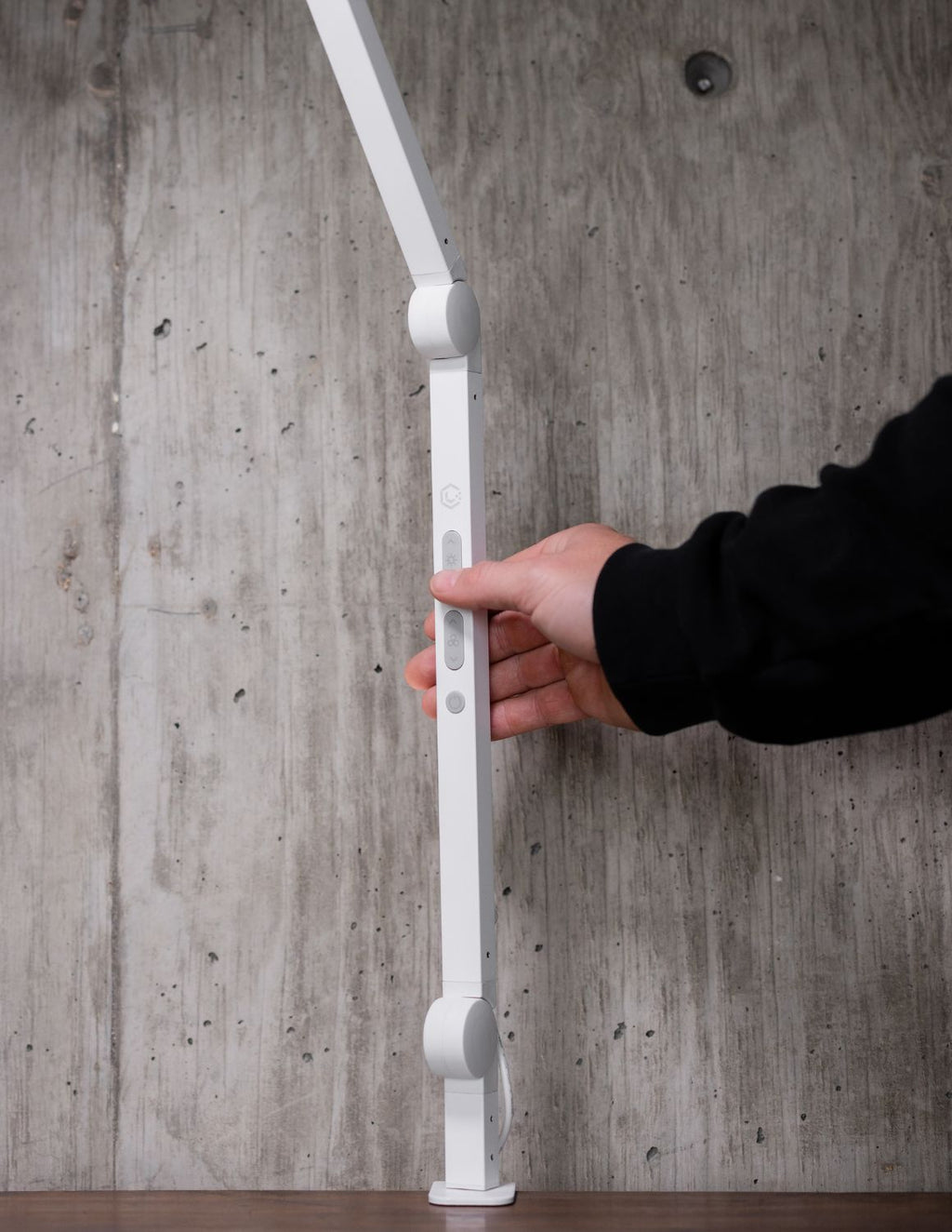 Lume Cube Edge Light 2.0 LED Desk Lamp